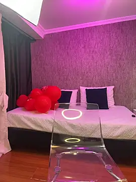 KarinaFlowers  online show from February 25, 11:53 am