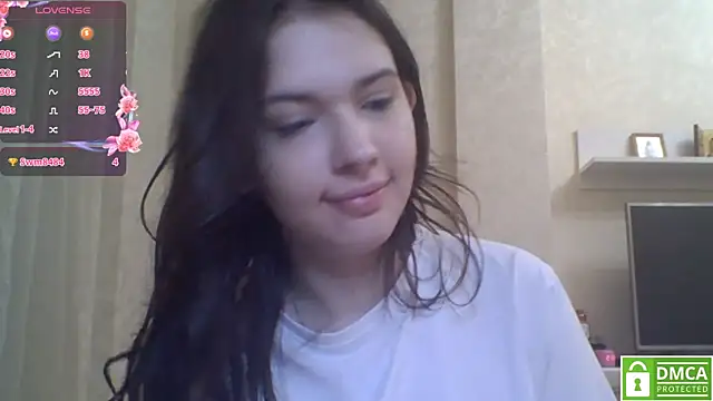 Snapshot of CeyaLier chatting on May 25, 6:36 pm CeyaLier online show from May 25, 6:36 pm