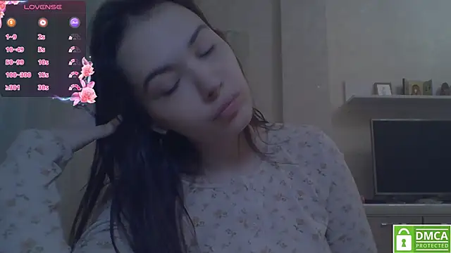Snapshot of CeyaLier chatting on July 13, 4:43 pm CeyaLier online show from July 13, 4:43 pm