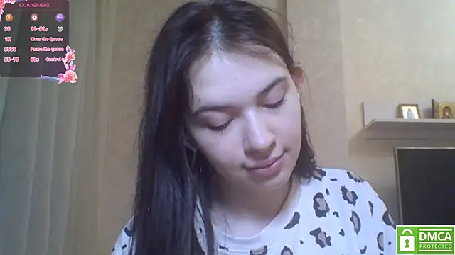 Snapshot of CeyaLier chatting on July 25, 5:21 pm CeyaLier online show from July 25, 5:21 pm