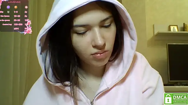 Snapshot of CeyaLier chatting on July 27, 5:31 pm CeyaLier online show from July 27, 5:31 pm