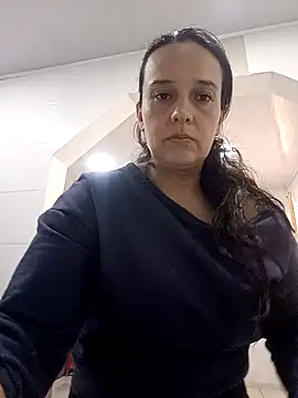 Snapshot of FiorellaDuboi chatting on November 21, 9:13 pm FiorellaDuboi online show from November 21, 9:13 pm