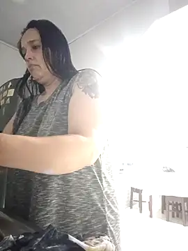 Snapshot of FiorellaDuboi chatting on December 16, 10:42 am FiorellaDuboi online show from December 16, 10:42 am