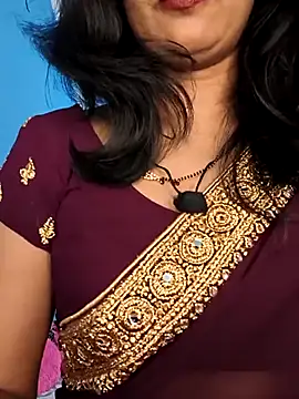 Snapshot of Janu-hasena chatting on March 28, 3:44 pm Janu-hasena online show from March 28, 3:44 pm
