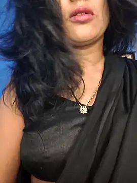 Snapshot of Janu-hasena chatting on April 10, 9:36 am Janu-hasena online show from April 10, 9:36 am