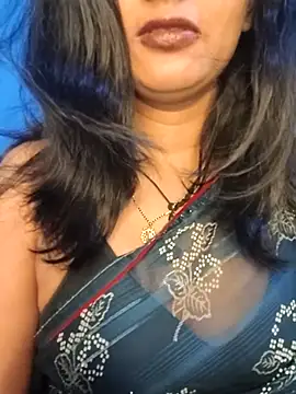 Snapshot of Janu-hasena chatting on April 12, 5:07 pm Janu-hasena online show from April 12, 5:07 pm