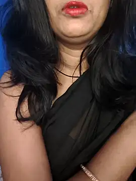 Snapshot of Janu-hasena chatting on April 24, 2:25 am Janu-hasena online show from April 24, 2:25 am