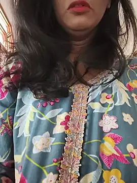 Snapshot of Janu-hasena chatting on May 23, 8:51 am Janu-hasena online show from May 23, 8:51 am