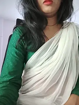 Snapshot of Janu-hasena chatting on May 26, 7:32 pm Janu-hasena online show from May 26, 7:32 pm
