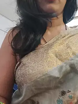 Snapshot of Janu-hasena chatting on June 5, 11:05 am Janu-hasena online show from June 5, 11:05 am