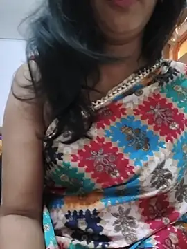 Snapshot of Janu-hasena chatting on June 27, 12:22 pm Janu-hasena online show from June 27, 12:22 pm