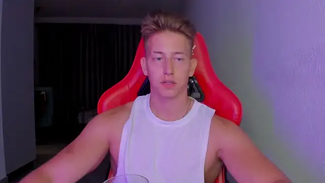 find0m master online show from November 25, 7:25 pm