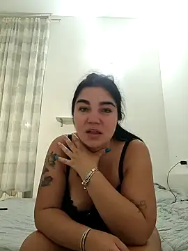 Snapshot of ArtemisNThor chatting on October 17, 6:32 pm ArtemisNThor online show from October 17, 6:32 pm