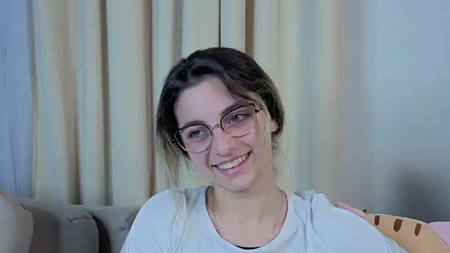 LoriRolfsen online show from October 21, 9:26 pm
