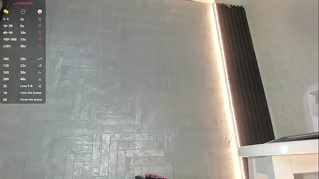 Snapshot of Alisson_Steelersexy chatting on June 14, 8:22 pm Alisson Steelersexy online show from June 14, 8:22 pm