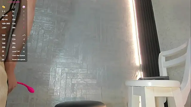 Snapshot of Alisson_Steelersexy chatting on July 7, 8:13 pm Alisson Steelersexy online show from July 7, 8:13 pm
