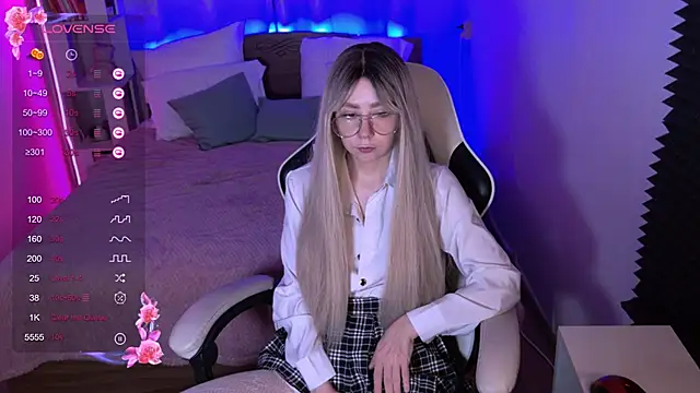 sofiisun online show from November 13, 2:10 am