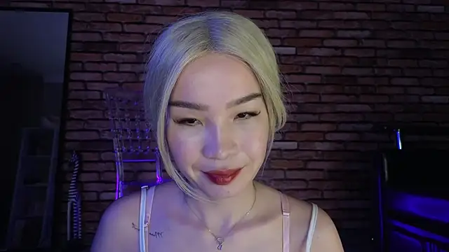 saya li1 online show from November 10, 7:46 pm