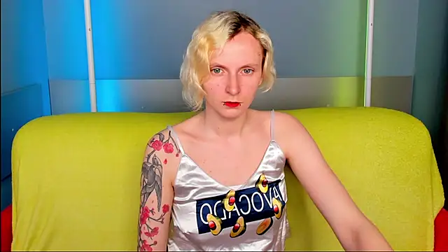 LikiLips online show from May 8, 8:08 am