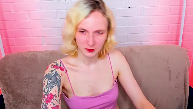 LikiLips online show from May 19, 1:56 am