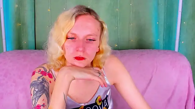 LikiLips online show from June 1, 1:07 am