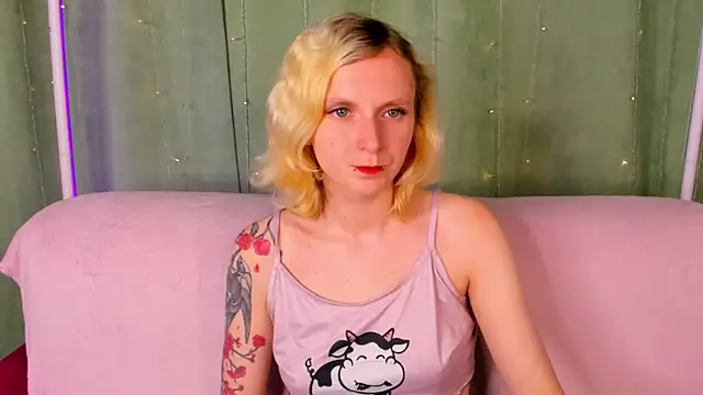 LikiLips online show from June 19, 1:10 am