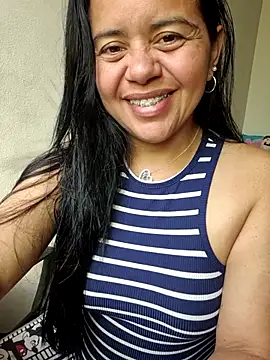 Miss  kendra  online show from December 1, 2:22 pm