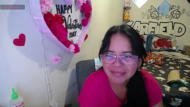 Miss  kendra  online show from June 9, 11:33 am