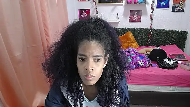 Snapshot of thianahorny chatting on May 29, 1:31 pm thianahorny online show from May 29, 1:31 pm