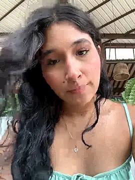 Snapshot of Ariasex_ chatting on November 3, 8:10 pm Ariasex online show from November 3, 8:10 pm