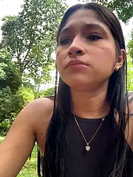 Snapshot of Ariasex_ chatting on November 11, 6:19 pm Ariasex online show from November 11, 6:19 pm