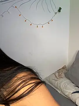 Snapshot of Ariasex_ chatting on November 27, 11:18 pm Ariasex online show from November 27, 11:18 pm