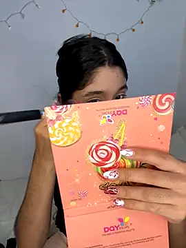 Snapshot of Ariasex_ chatting on December 3, 12:18 am Ariasex online show from December 3, 12:18 am