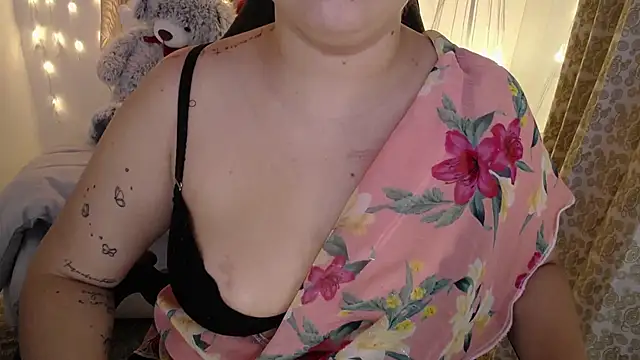 krishnaveni   online show from November 28, 1:25 pm