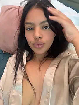 MeganHillss online show from June 12, 8:52 pm