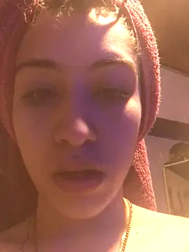 Snapshot of tina201 chatting on October 9, 9:02 pm tina201 online show from October 9, 9:02 pm