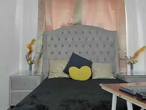 QuimaMiley online show from October 14, 6:52 pm