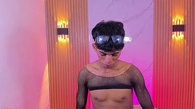 Snapshot of Ethan_thouse chatting on November 20, 8:03 am Ethan thouse online show from November 20, 8:03 am