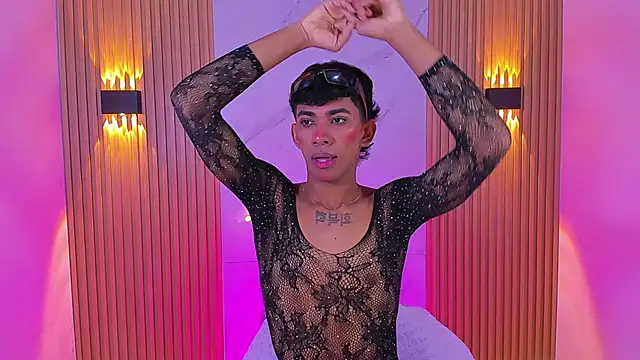 Snapshot of Ethan_thouse chatting on November 20, 8:08 pm Ethan thouse online show from November 20, 8:08 pm