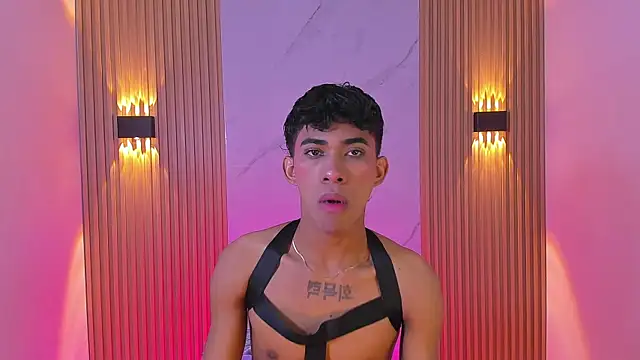 Snapshot of Ethan_thouse chatting on November 23, 6:52 pm Ethan thouse online show from November 23, 6:52 pm