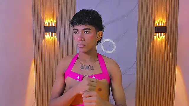 Snapshot of Ethan_thouse chatting on November 26, 7:04 pm Ethan thouse online show from November 26, 7:04 pm