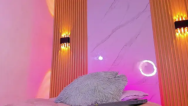 Snapshot of Ethan_thouse chatting on November 28, 8:06 am Ethan thouse online show from November 28, 8:06 am