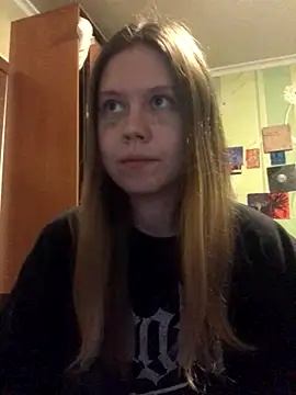 LunaVirelle online show from October 18, 9:59 pm