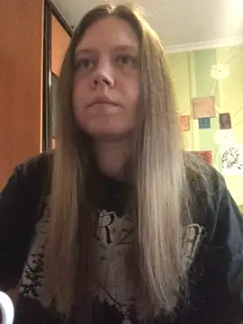 LunaVirelle online show from April 27, 4:38 pm