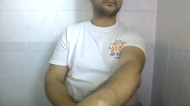 Snapshot of sci69 chatting on May 15, 3:30 pm sci69 online show from May 15, 3:30 pm