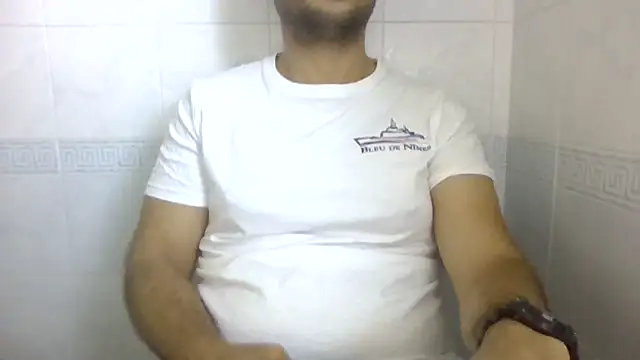 Snapshot of sci69 chatting on May 18, 1:06 pm sci69 online show from May 18, 1:06 pm