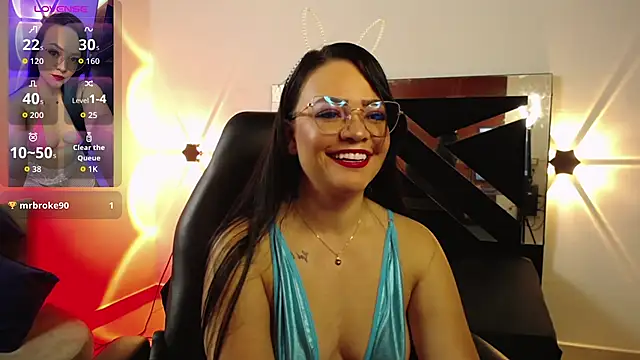 LeeluFox online show from October 22, 2:01 am