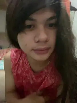 Snapshot of JunMar18 chatting on July 24, 6:44 am JunMar18 online show from July 24, 6:44 am