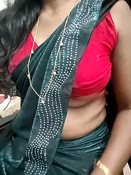 Snapshot of Tamilmallu-duskygirl03 chatting on June 8, 7:09 am Tamilmallu-duskygirl03 online show from June 8, 7:09 am