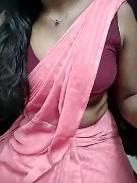 Snapshot of Tamilmallu-duskygirl03 chatting on July 30, 6:23 am Tamilmallu-duskygirl03 online show from July 30, 6:23 am